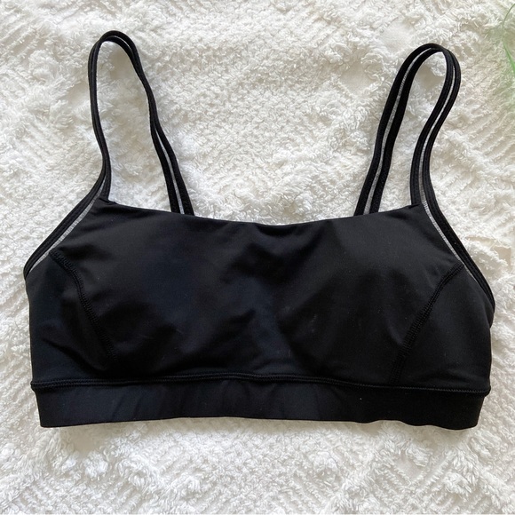 Lululemon Black Sports Bra Size 4 6 - Picture 2 of 5
